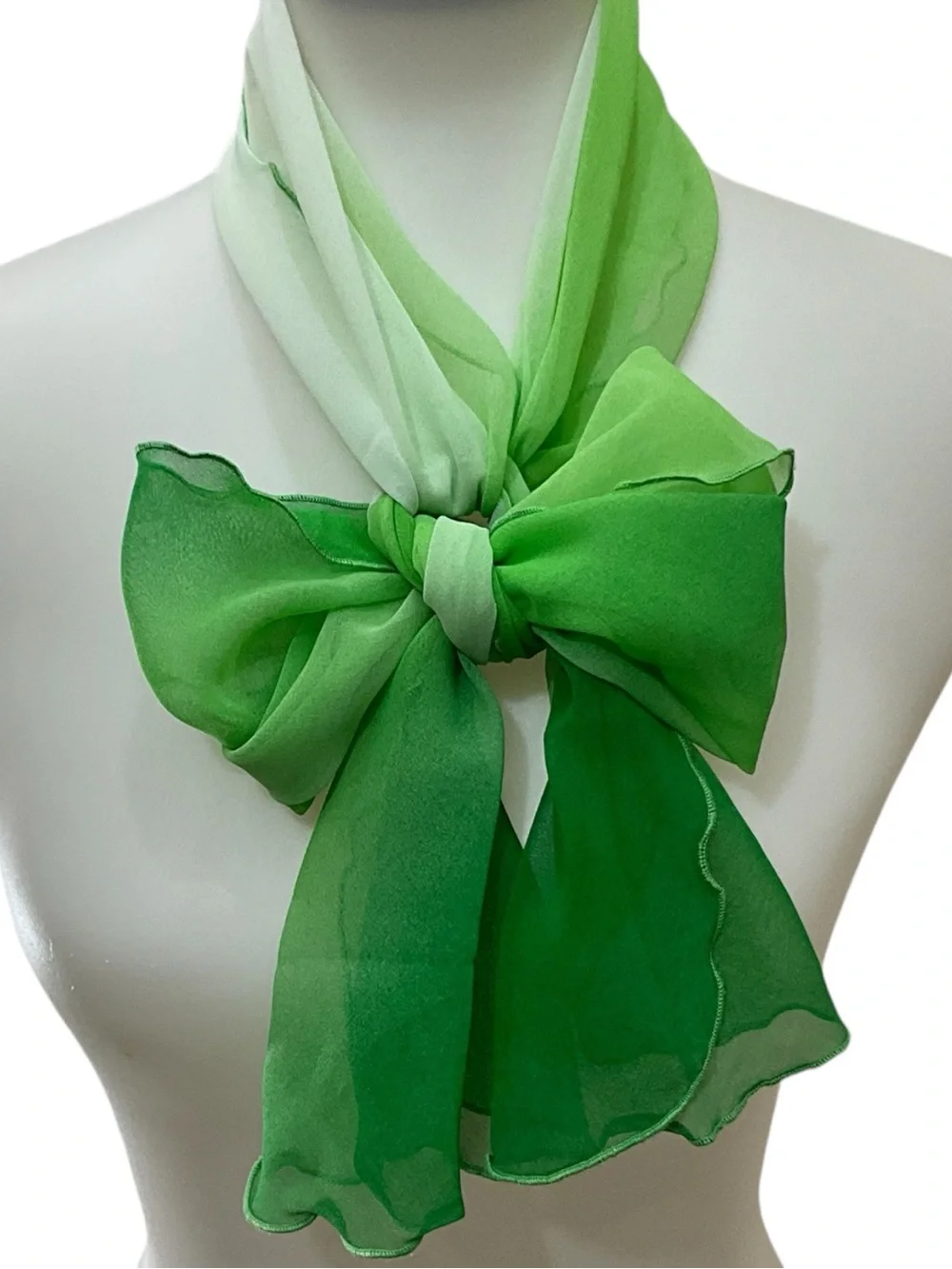Vintage Ray Strauss Ombré Oblong Lettuce Ledge Polyester Scarf